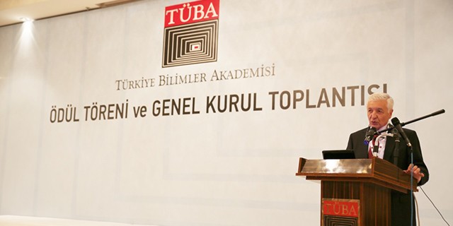 TÜBA Honorary Member Prof. Dr. Münci Kalayoğlu’s Academic Conference on ‘The Present and Future of Organ Transplants in the World and in Türkiye’