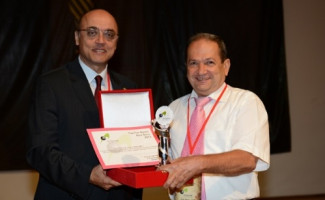 TÜBA Asli Üyesi Prof. Dr. Metin ARIK 2013 Yılı Türk Fizik Derneği  Onur Ödülünü Aldı